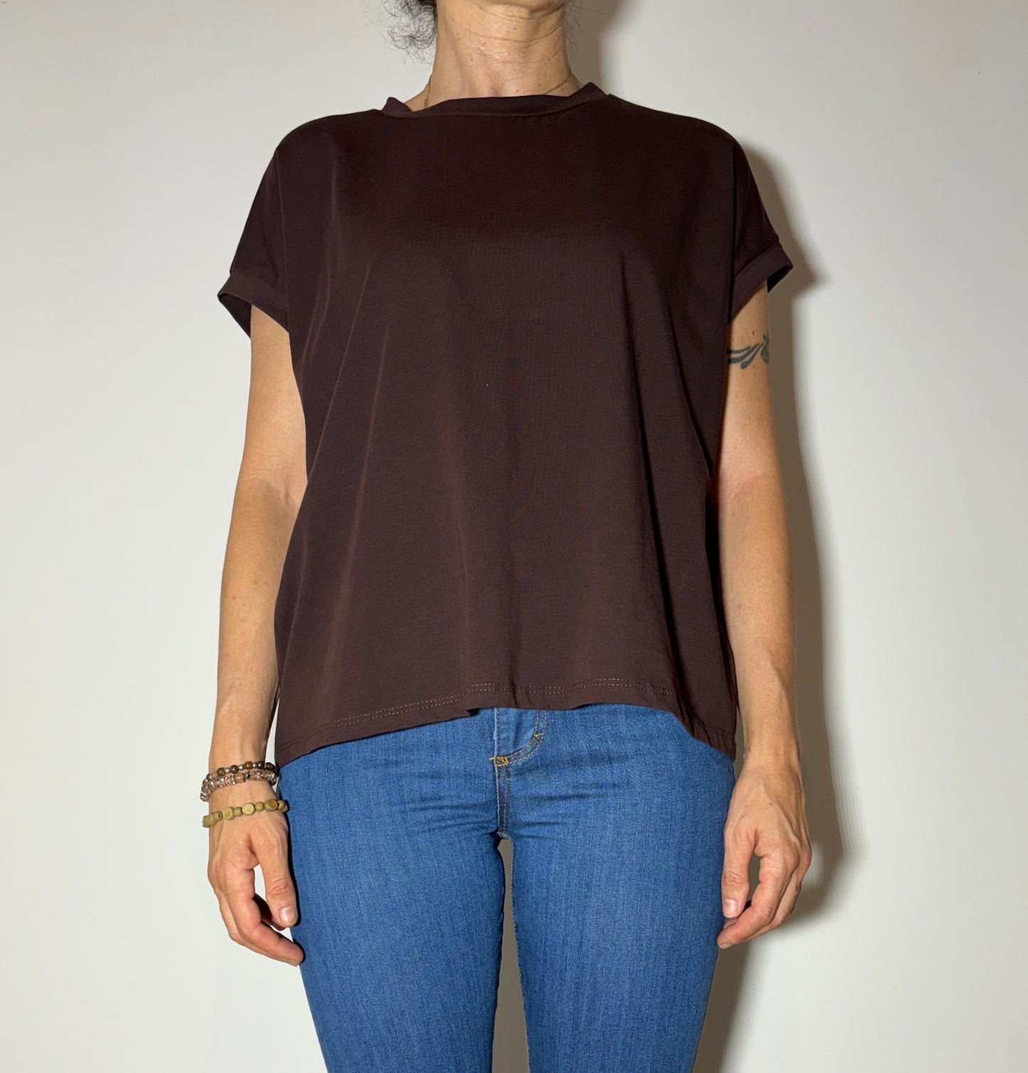T-SHIRT MORO OVER