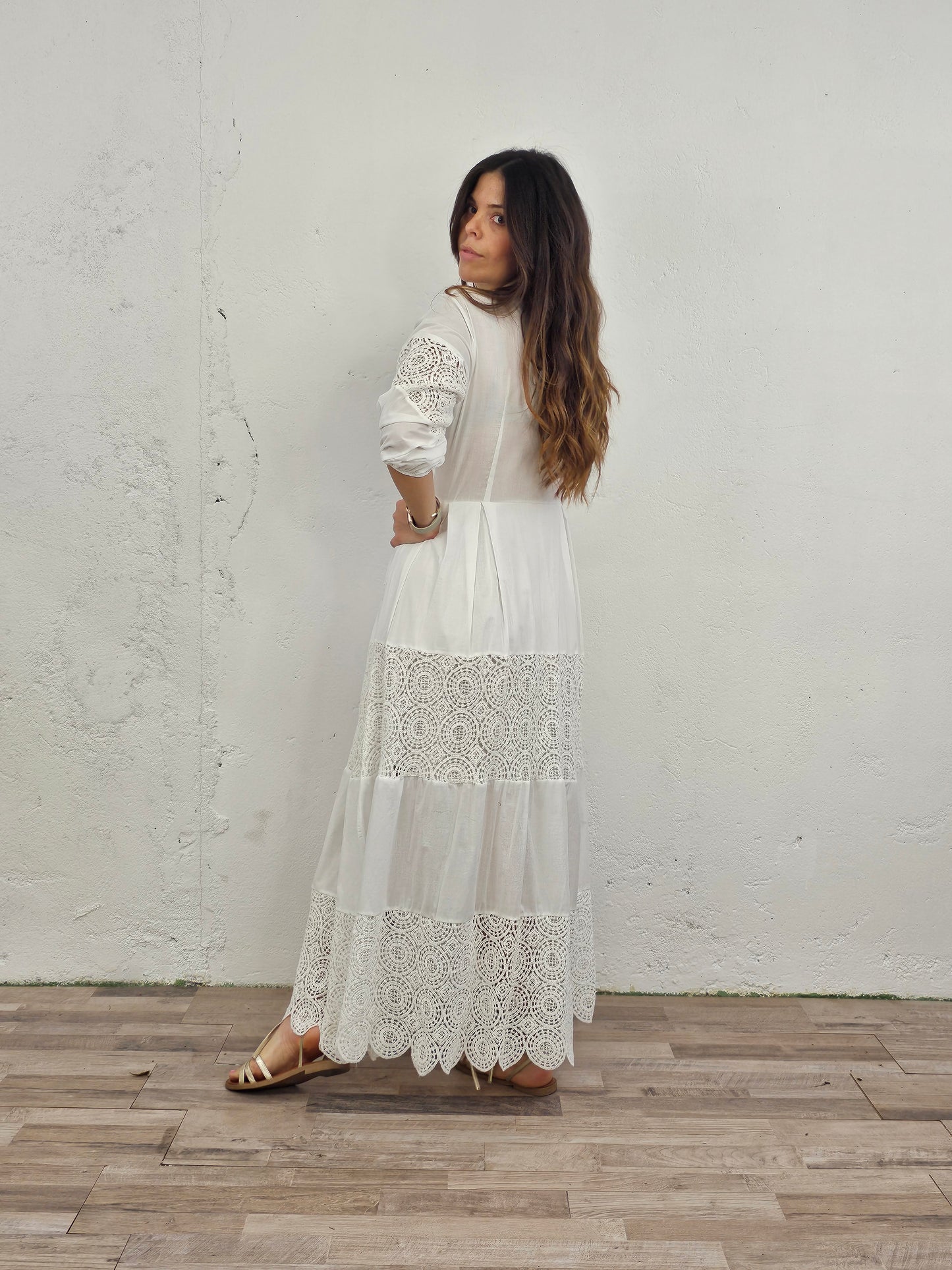 ABITO MACRAMÉ BIANCO