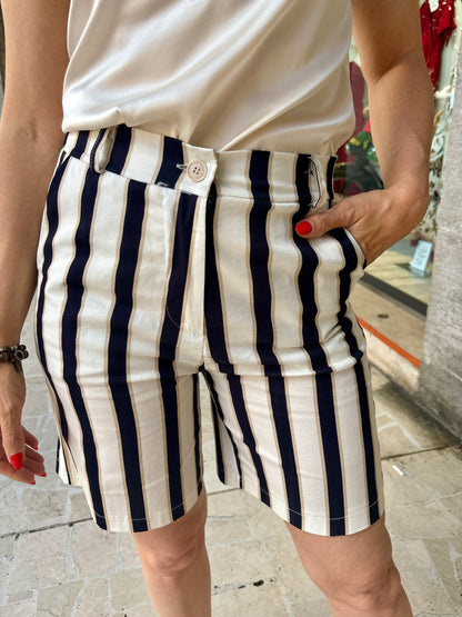 Bermuda gabardina riga